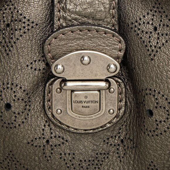 Louis Vuitton Metallic Mahina Leather XL Hobo - Picture 9 of 15
